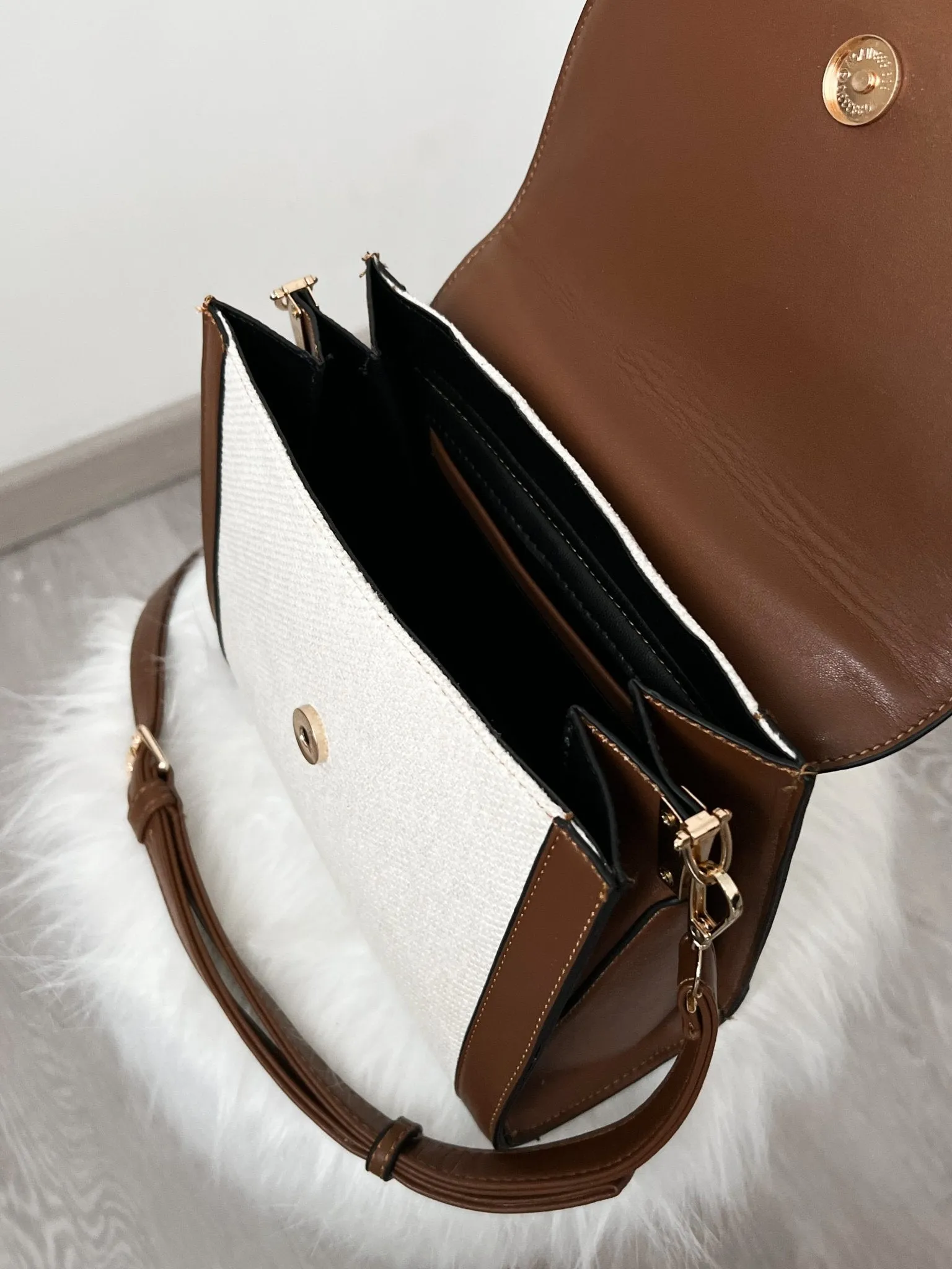 Love Linen Crossbody