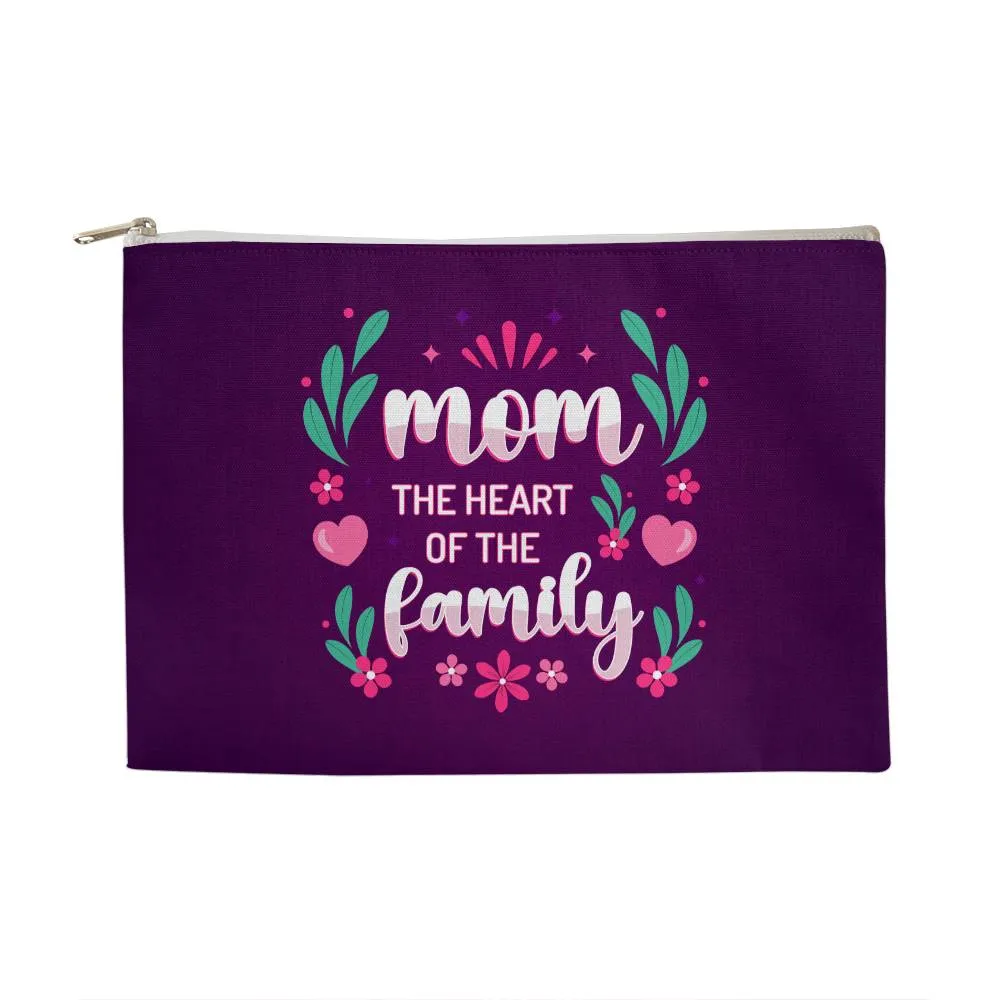 Mom The heart of the Family Large Pouch