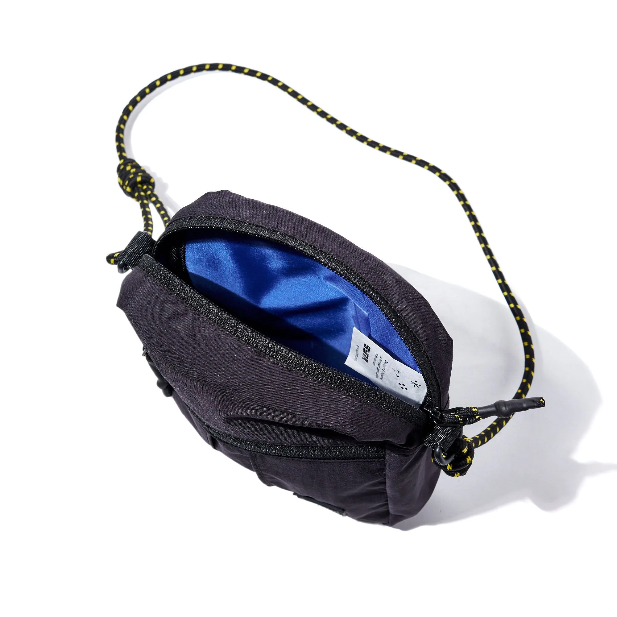 Mondo Black