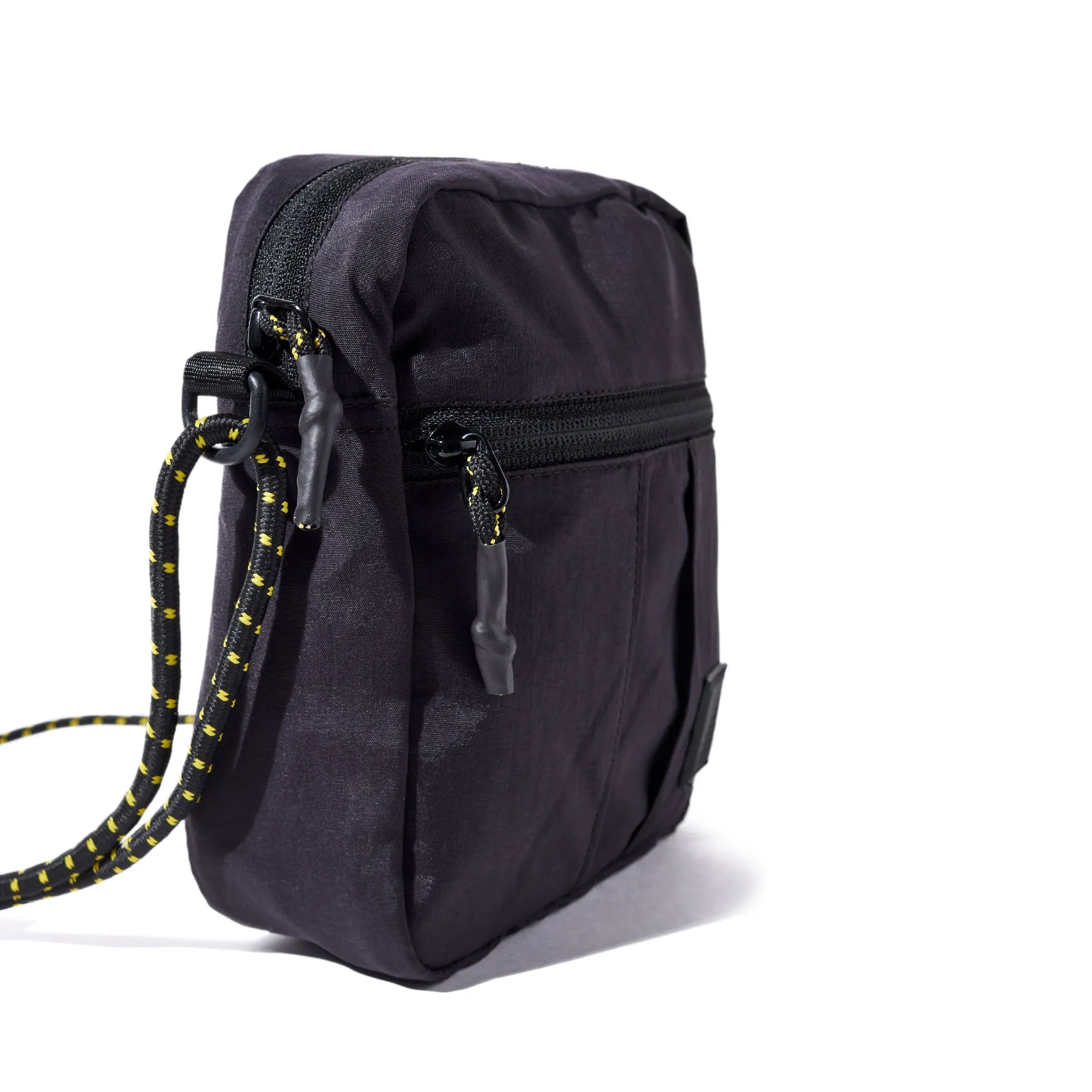 Mondo Black