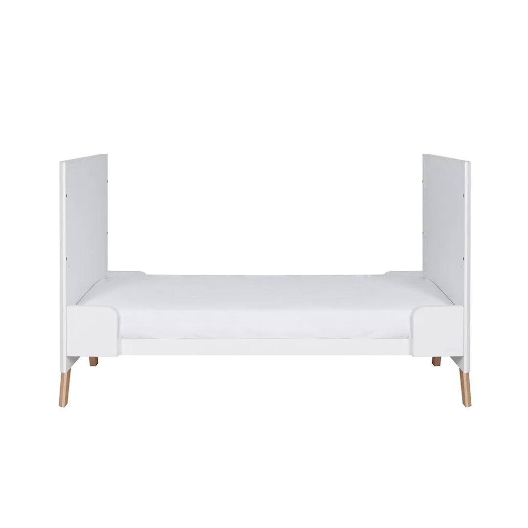Tutti Bambini Fuori 2 Piece Room Set - White/Light Oak