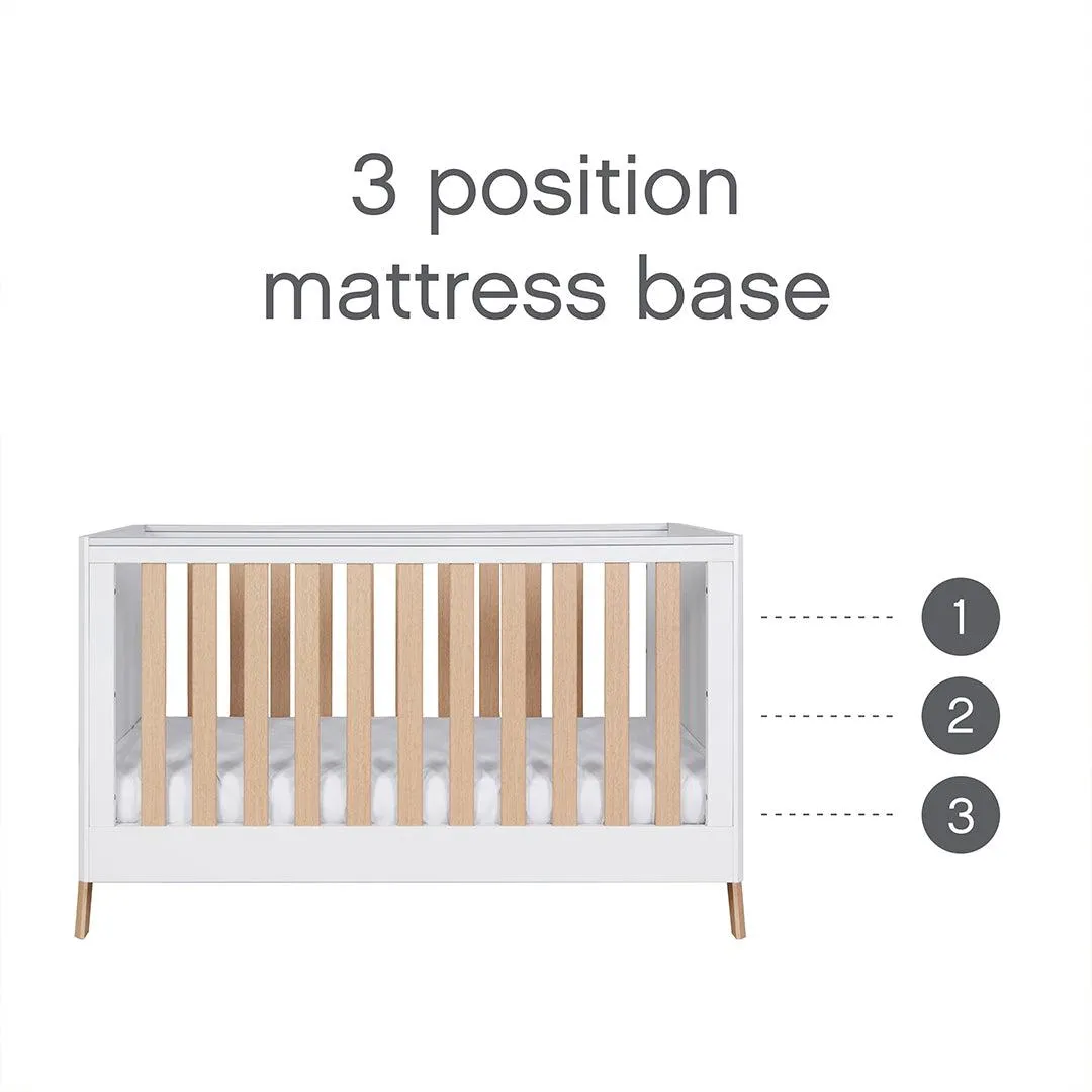 Tutti Bambini Fuori Cot Bed - White/Light Oak