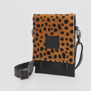 Urban Cellphone Sling Cheetah Beige Urban Cellphone Sling Cheetah Beige