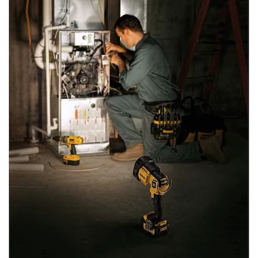 Work Light - DeWalt 20V MAX* LED, Pivoting Head, DCL043